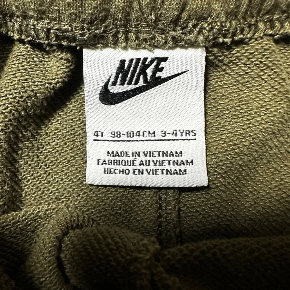 Nike Kids 4T Olive Green T-Shirt and Shorts 2 Piece Activewear Set C545-EBA
